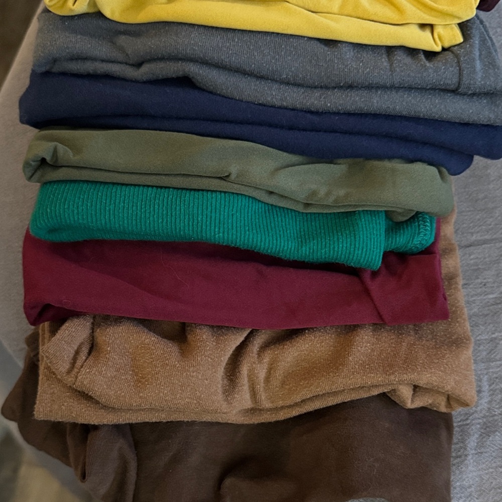 Multicolor Ribbed and Solid Fabric Bundle all wit… - image 2